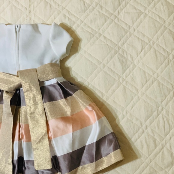 FORMAL BABY DRESS. SIZE 18M. BY BONNIE BABY. - Picture 11 of 16